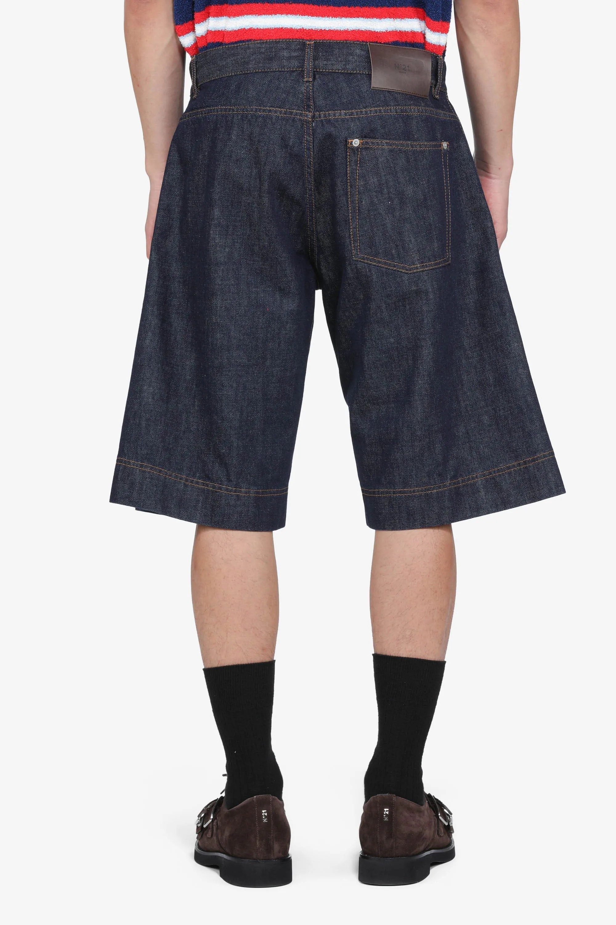 Pantalone bermuda in denim sold by No. 21 product image thumbnail 3