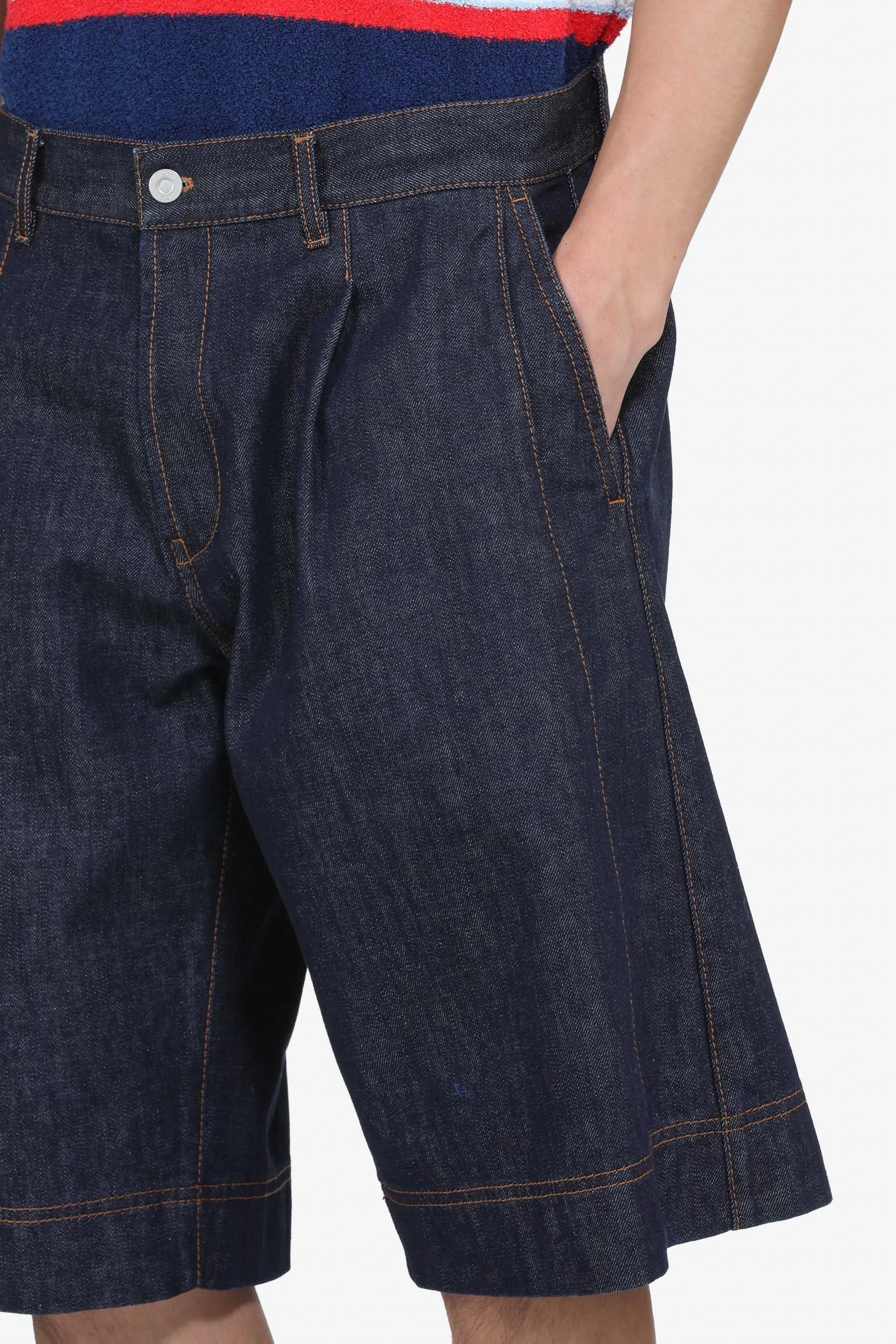 Pantalone bermuda in denim sold by No. 21 product image thumbnail 5