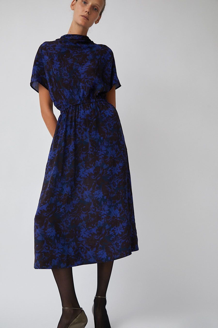 No.6 Willa Dress in Violet Camellia sold by No. 6 product image thumbnail 4
