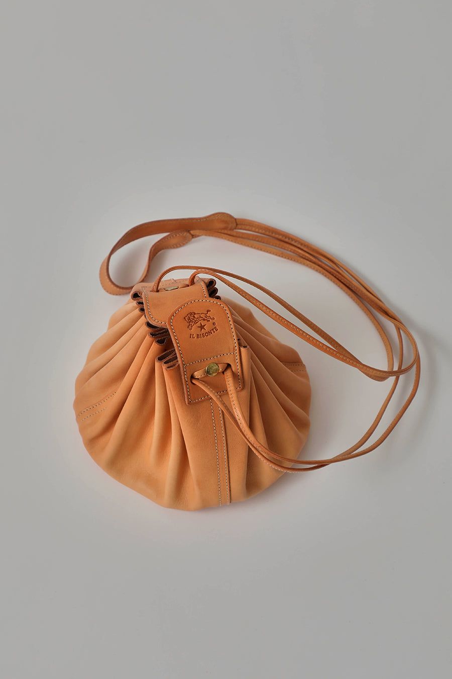 【IL BISONTE】Small camera bag ★関税込み★ IL BISONTE / ORIGINAL LEATHER / SHOULDER BAG（ショルダー