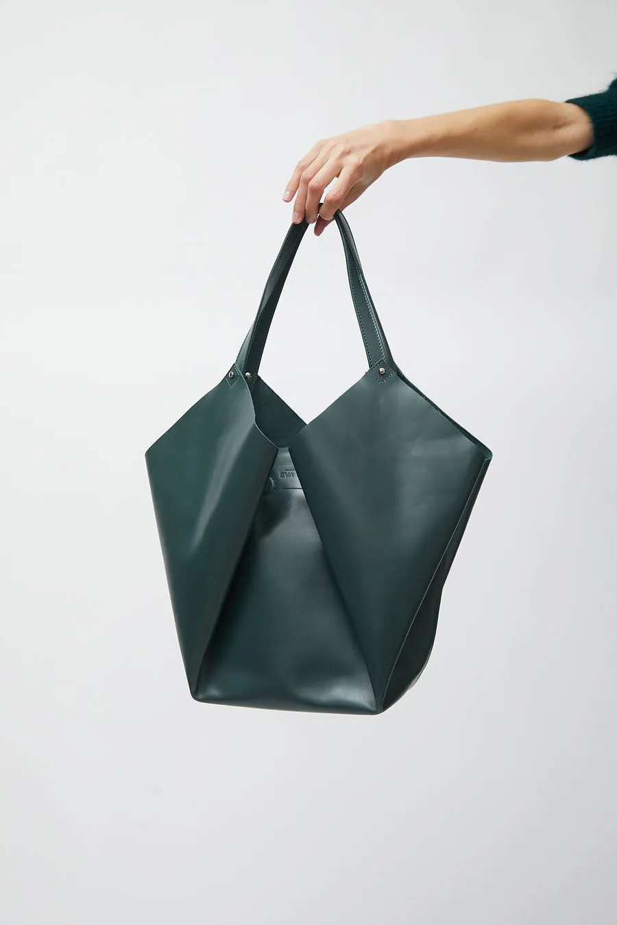Eva Blut Corolla Bag in Glass Green sold by No. 6 product image thumbnail 2