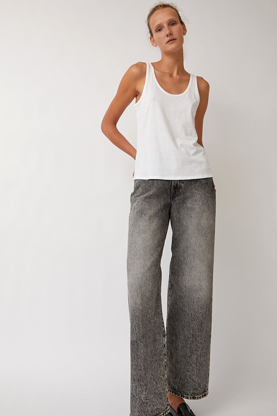 6397 Scoop Tank in White sold by No. 6 product image thumbnail 4