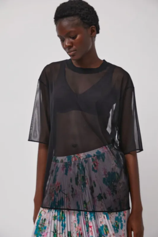 Marios Short Sleeve Mesh T-Shirt in Black sold by No. 6