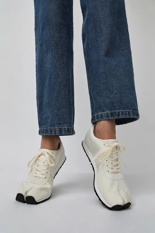 Tabito Tabi Trainer Rebirth in White made by No. 6