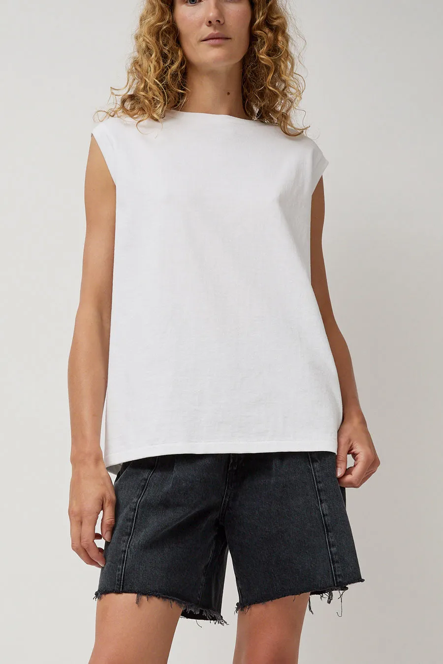 Batoner Meriyasu Sleeveless Top in White sold by No. 6