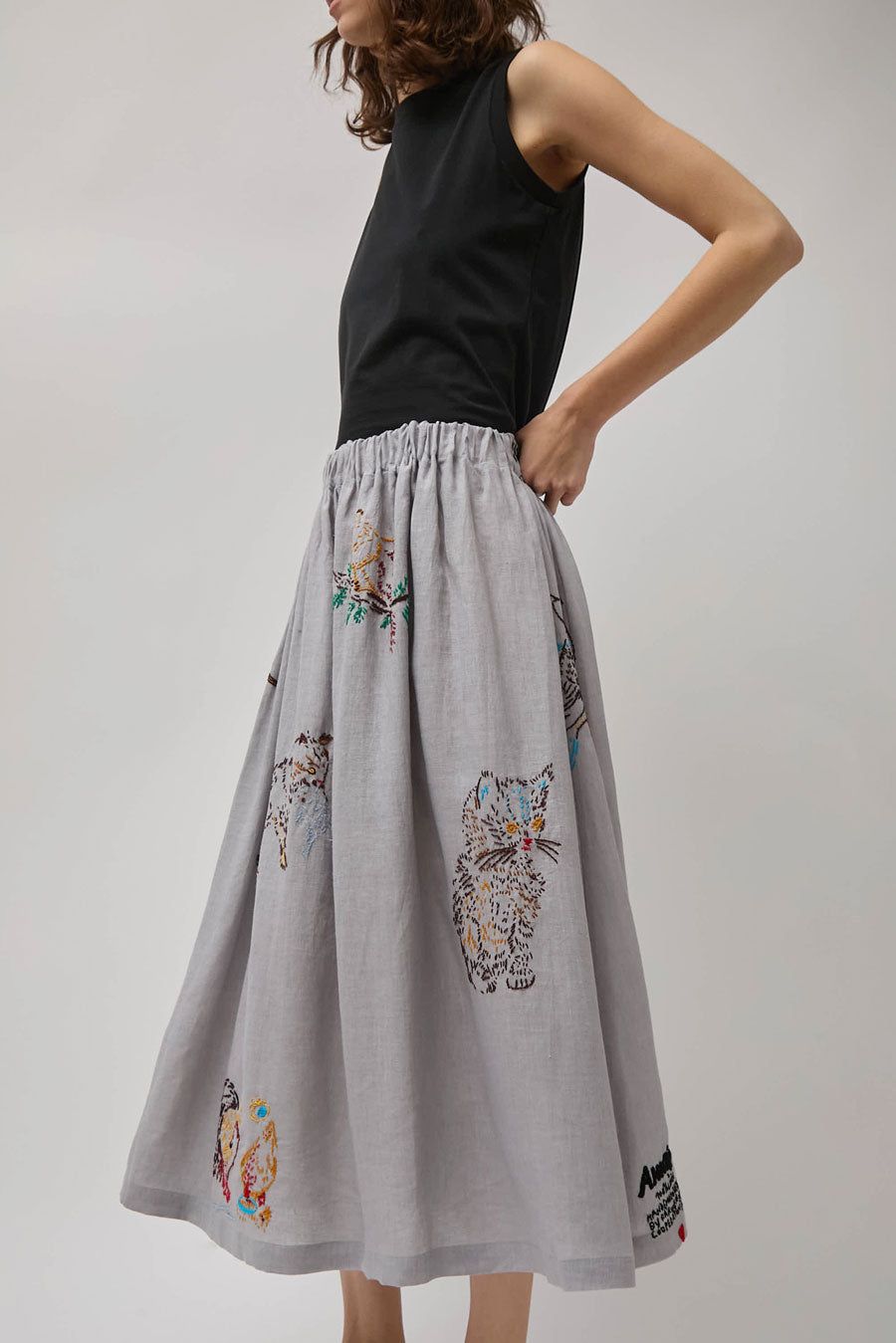 Anntian Skirt Wide in Hand Embroidered Animals sold by No. 6