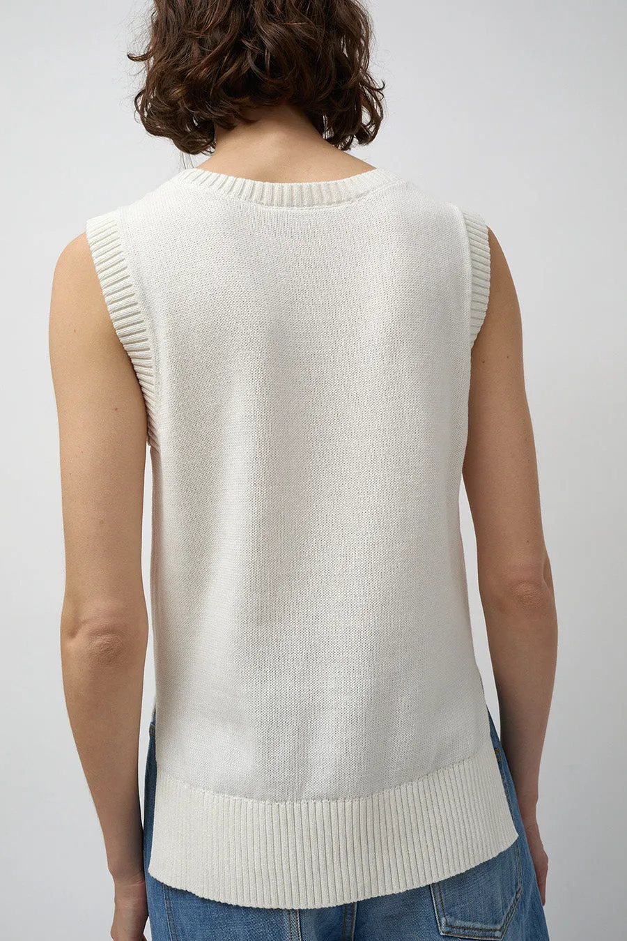 Rue Blanche Fresh Top in White sold by No. 6 product image thumbnail 4