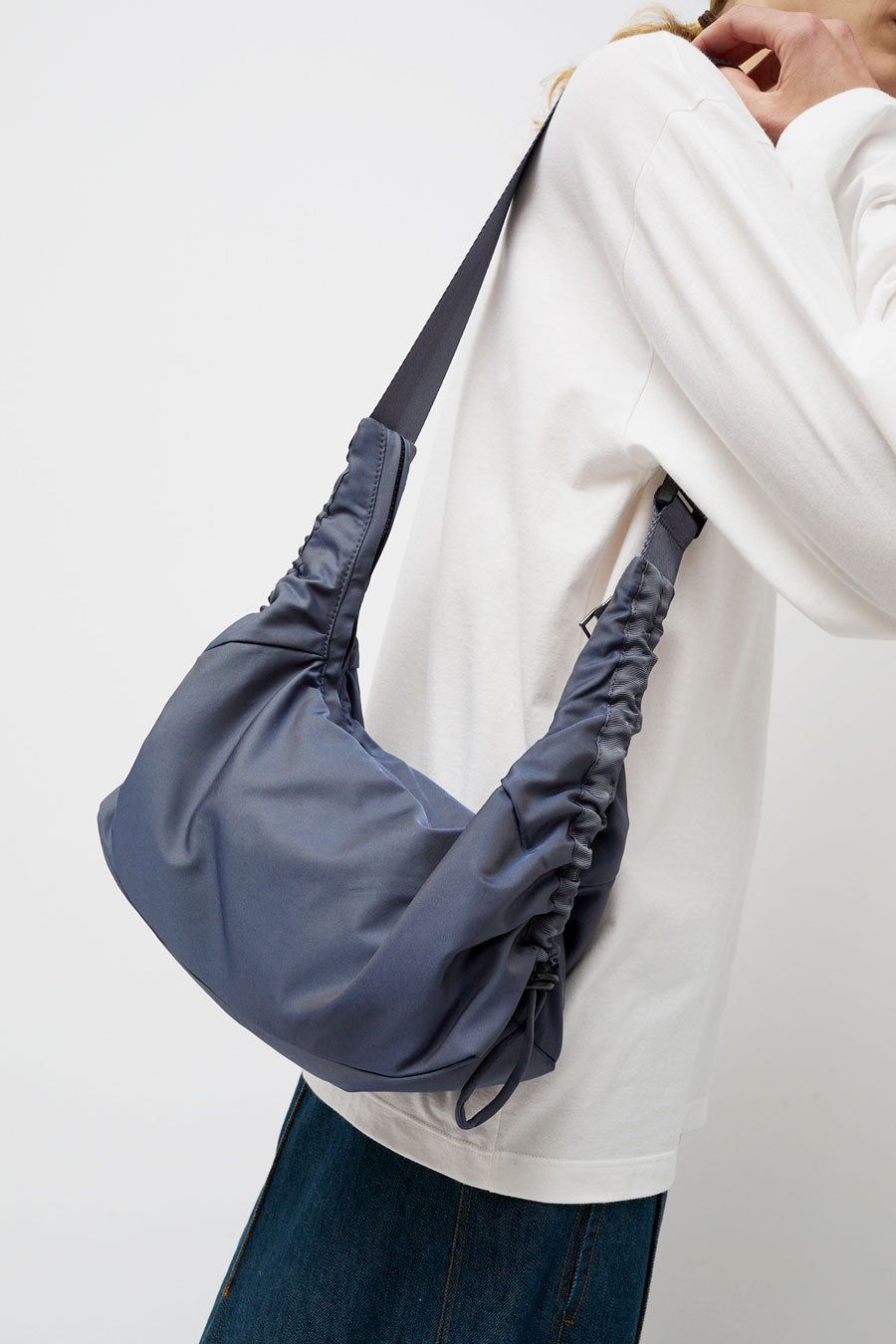 No. 6 ARCS Little Hey Sling Bag in Depth | Parallel