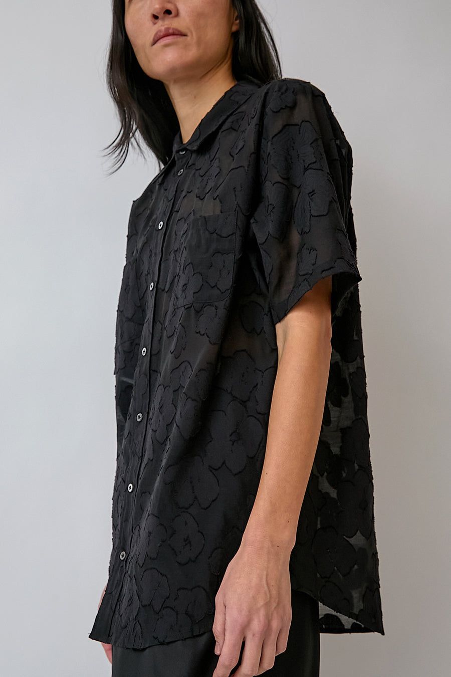 Silk Laundry Clip Silk Short Sleeve Boyfriend Shirt in Black sold by No. 6 product image thumbnail 5
