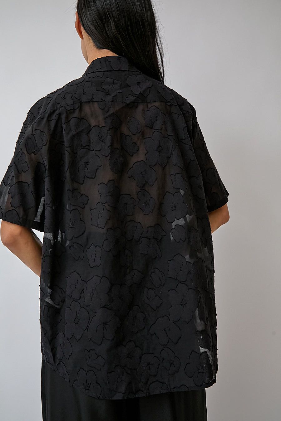 Silk Laundry Clip Silk Short Sleeve Boyfriend Shirt in Black sold by No. 6 product image thumbnail 4
