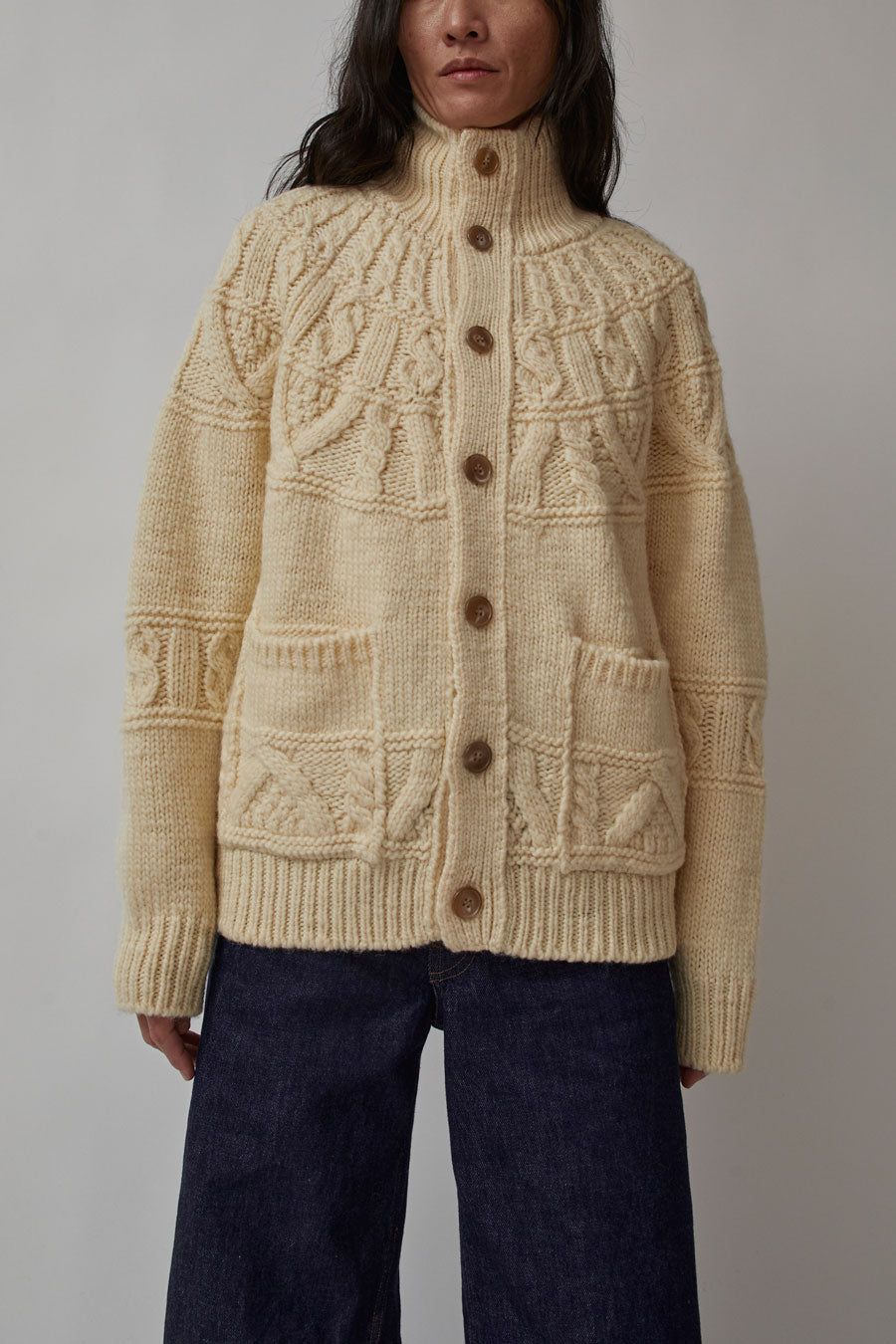 Batoner Spread Alan High Neck Cardigan in Cream | Parallel
