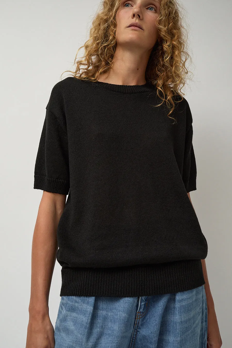 Batoner Washed High Count Linen Short Sleeve Crew in Black sold by No. 6 product image thumbnail 4