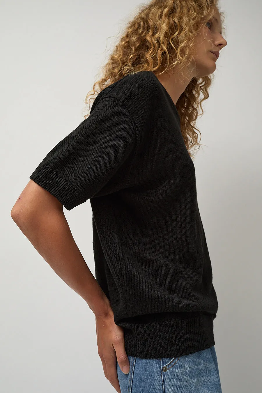 Batoner Washed High Count Linen Short Sleeve Crew in Black sold by No. 6 product image thumbnail 3