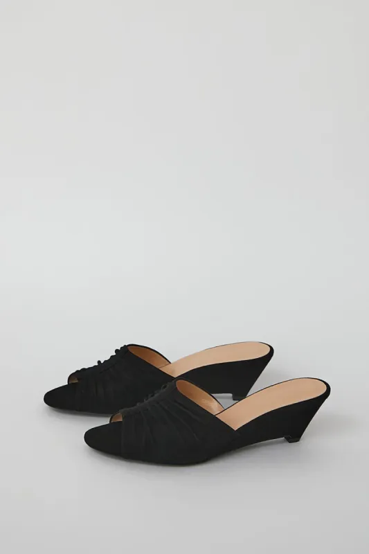 No.6 Charlotte in Black made by No. 6