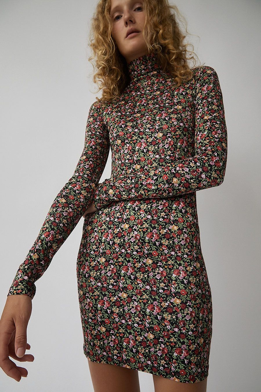 Marios Fitted Mini Dress in Floral sold by No. 6 product image thumbnail 2