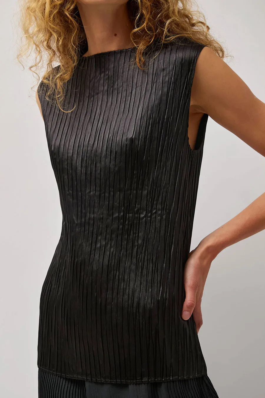 Nin Studio Space Tank in Black sold by No. 6 product image thumbnail 4
