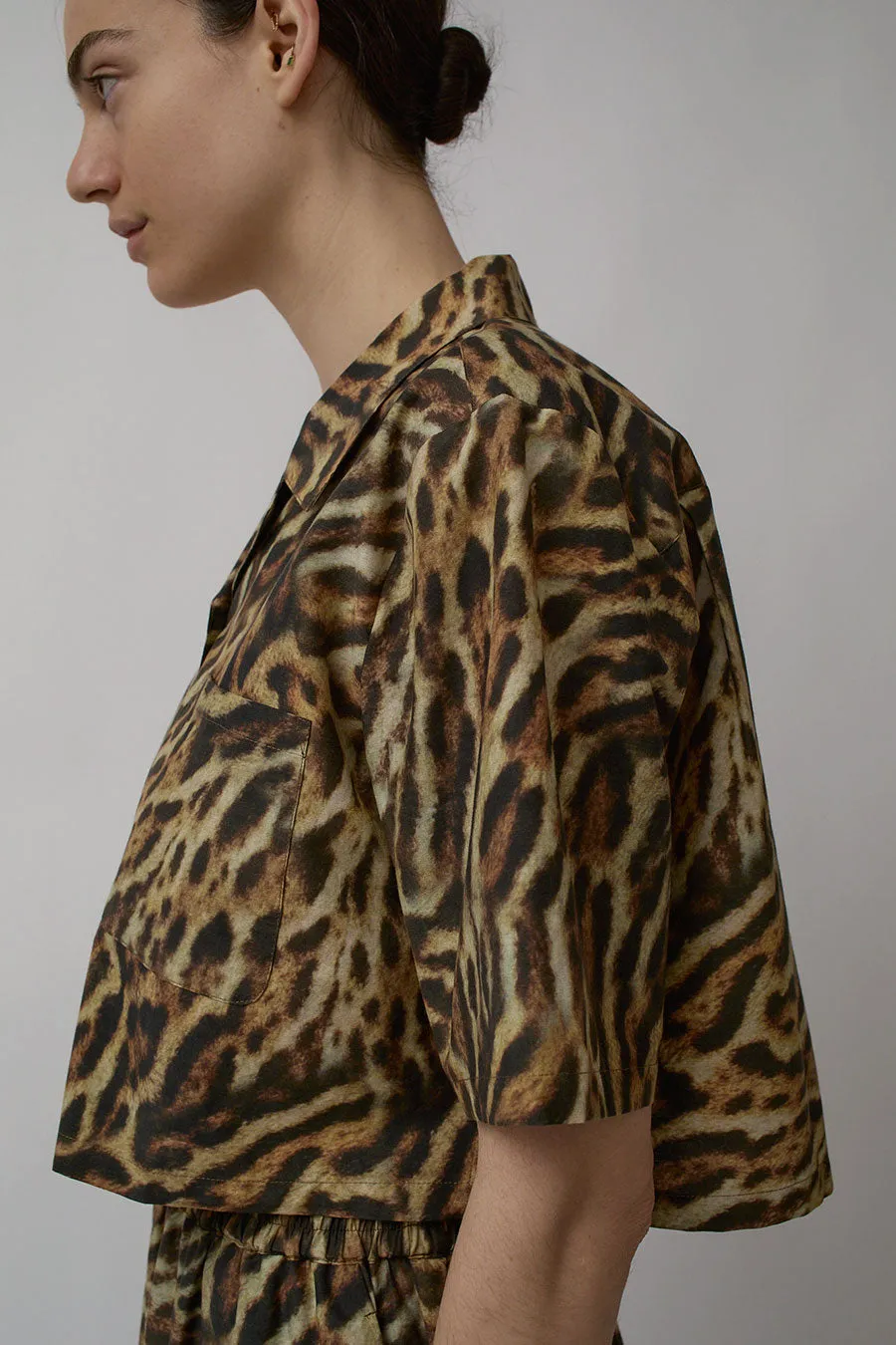 Silk Laundry Cotton Silk Cropped Camp Shirt in Leopard sold by No. 6 product image thumbnail 3