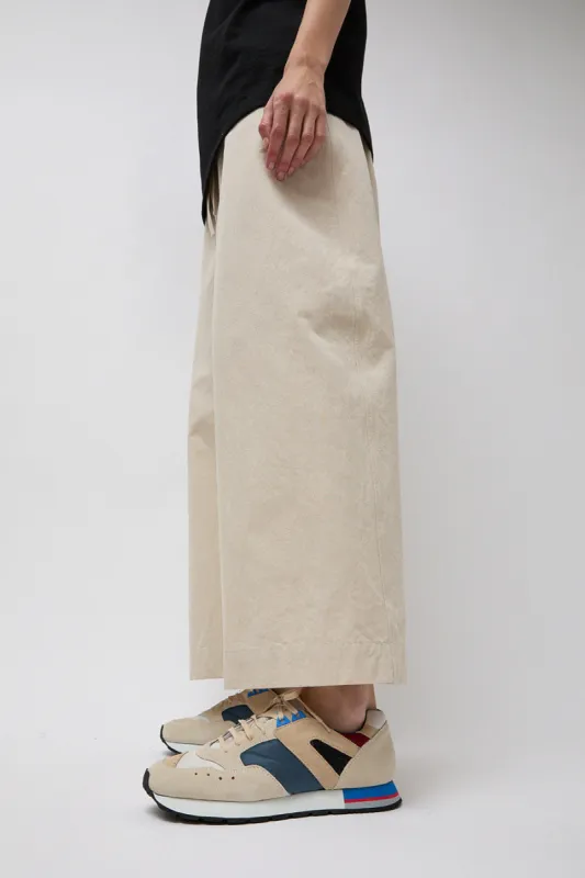 Reproduction of Found 1300 Trainer in Panna sold by No. 6