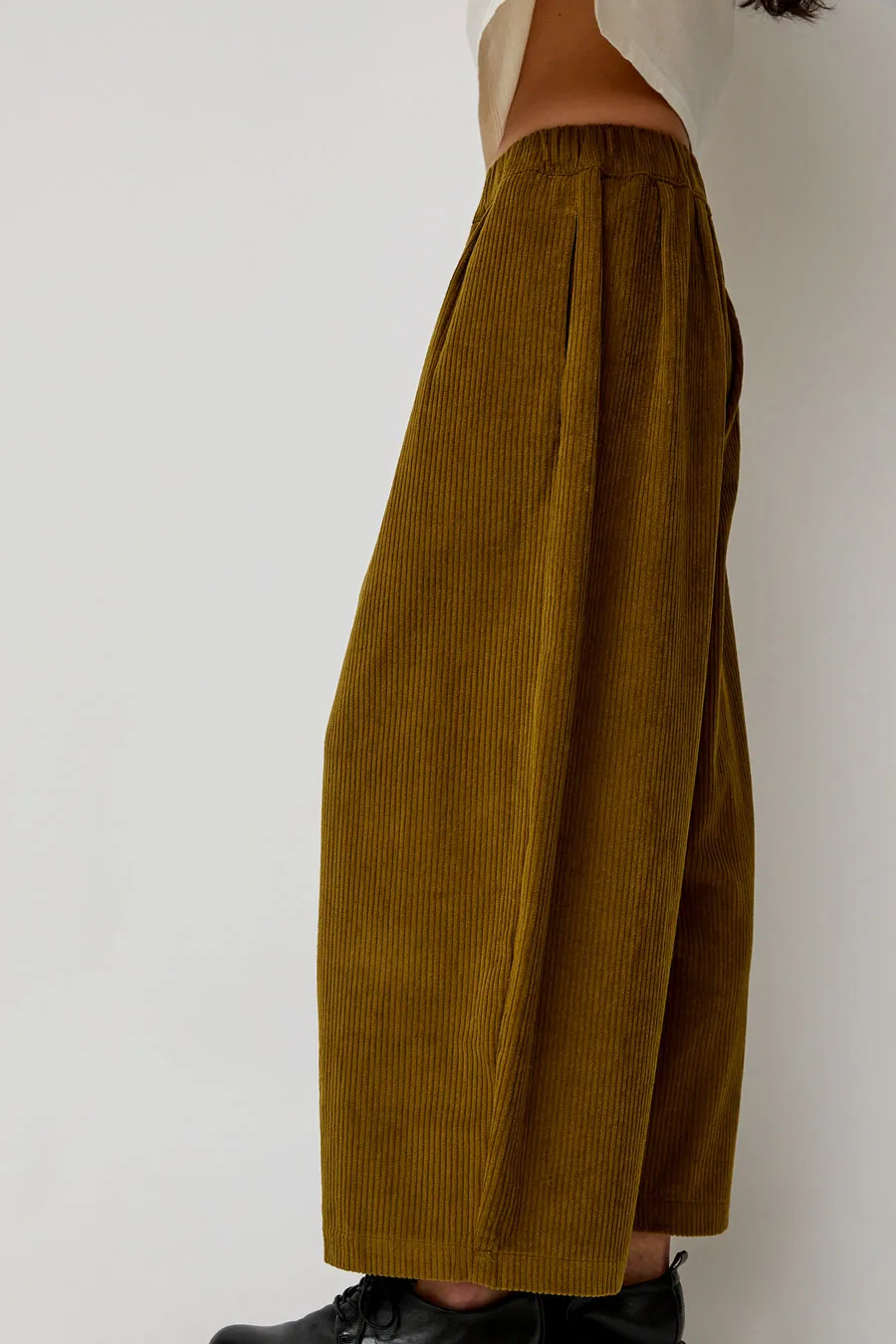 Black Crane Corduroy Unisex Wide Pants in Dark Olive sold by No. 6 product image thumbnail 4