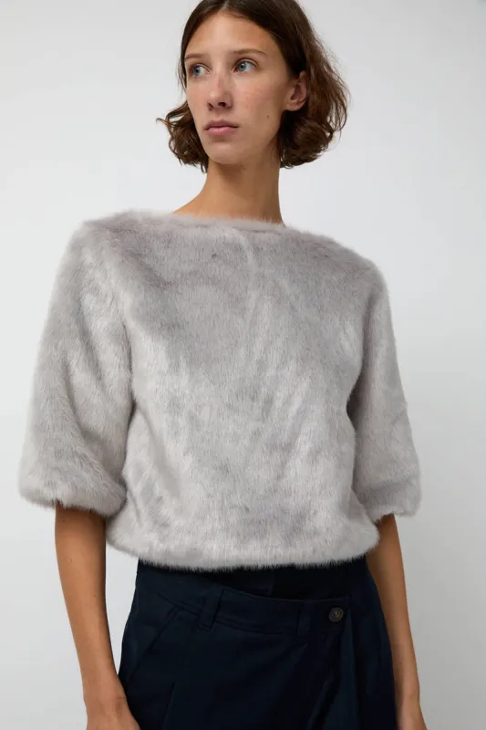 épingler Fur Crop Cape in Silver made by No. 6