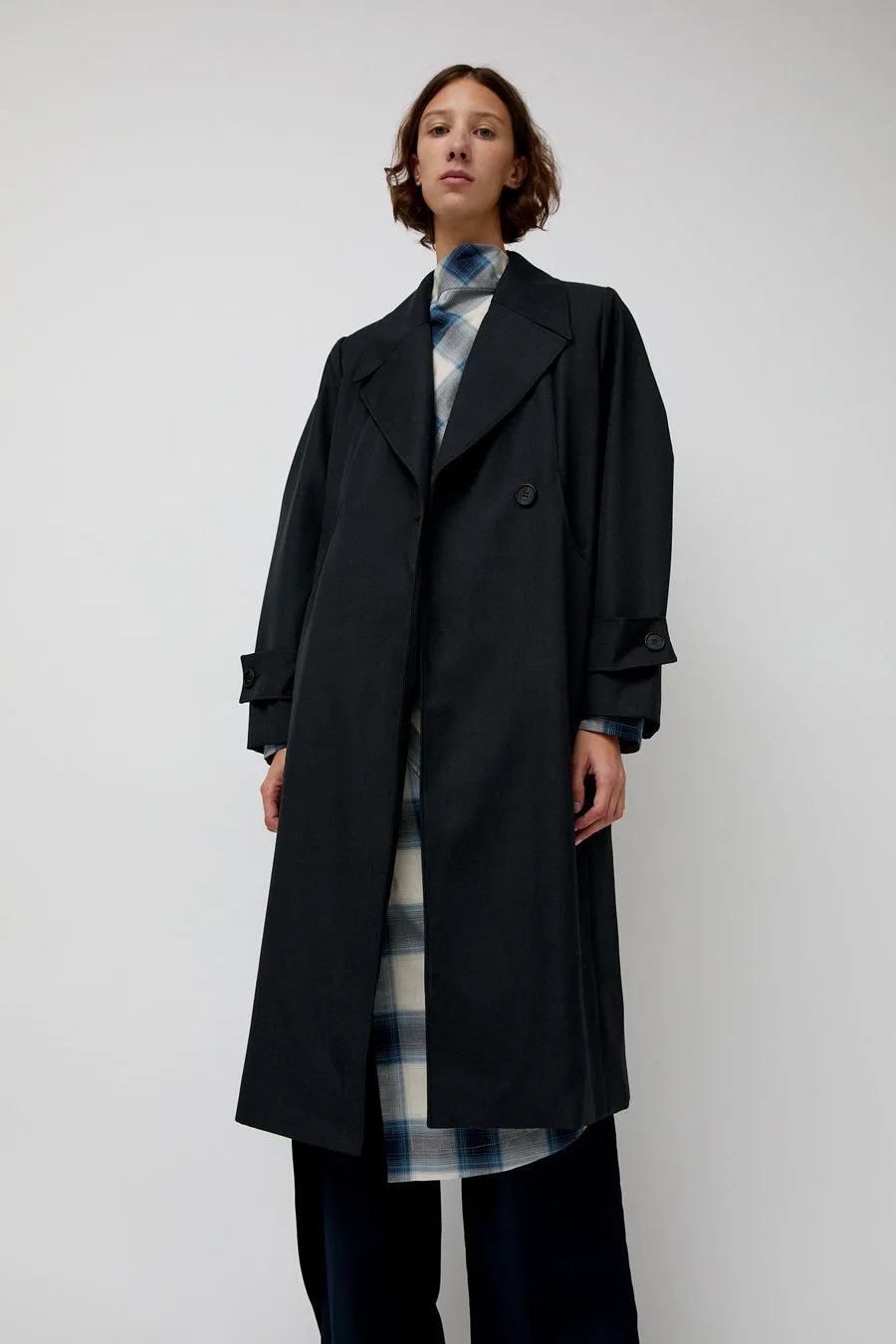 épingler Trigonal Fall Coat in Charcoal sold by No. 6