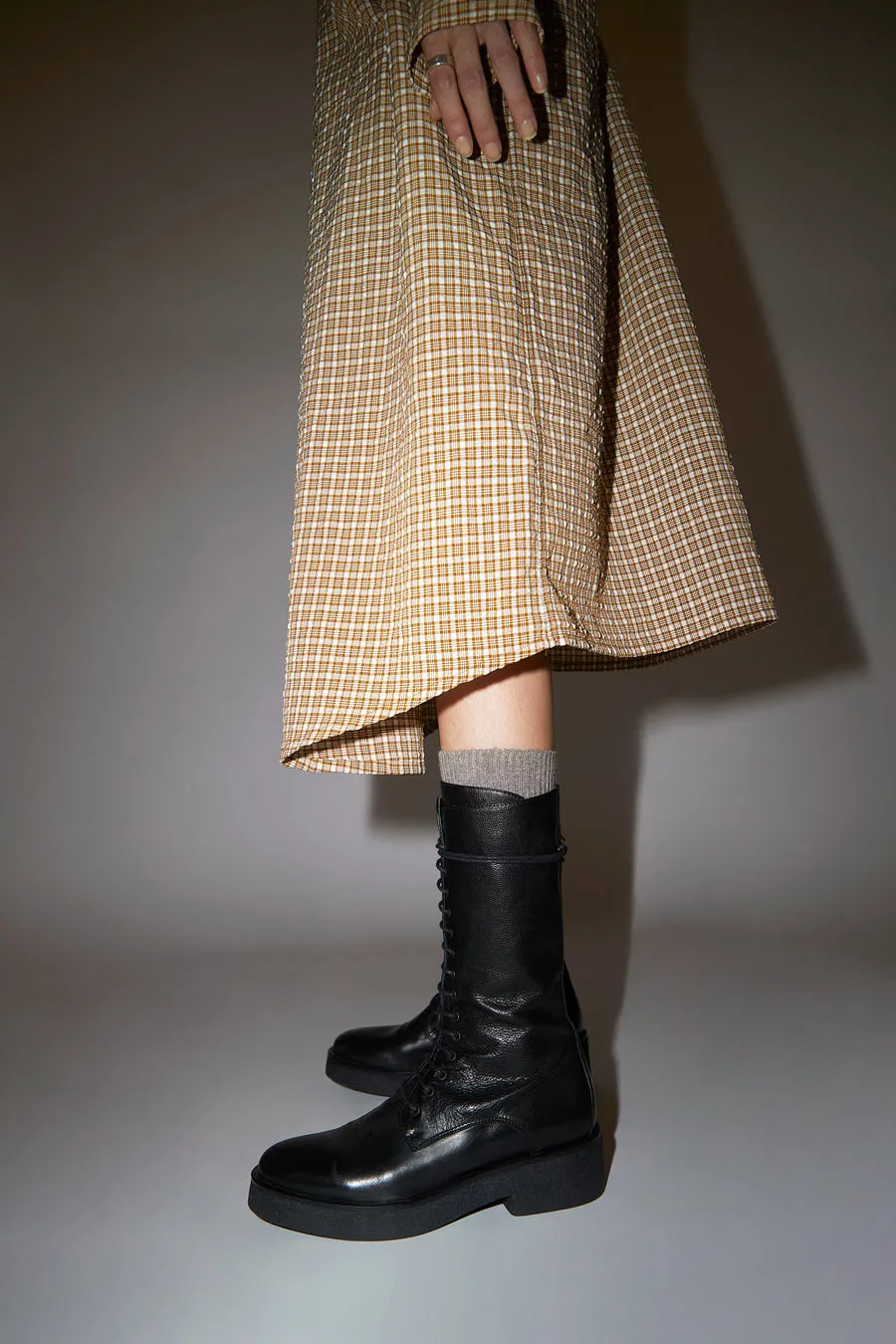 No.6 Lace Up Crepe Sole Boot in Nero sold by No. 6 product image thumbnail 2