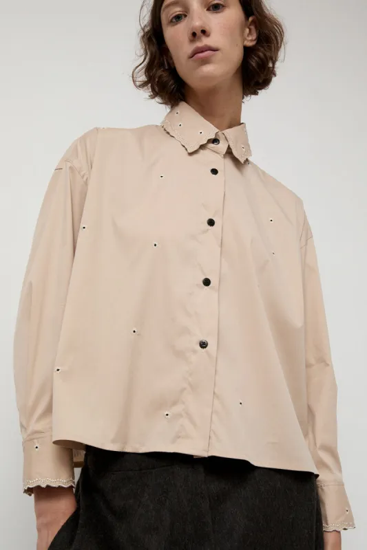 CORDERA Embroidery Shirt in Beige made by No. 6