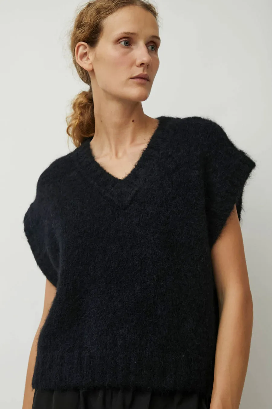 RUS Yume Vest in Black sold by No. 6