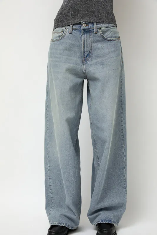 6397 Roomy Jean in 90s Blue sold by No. 6