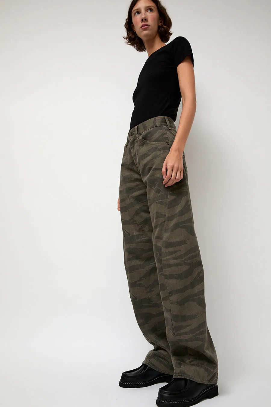 6397 Full Twisted Seam Pant in Bark sold by No. 6 product image thumbnail 4