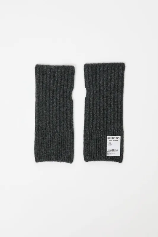 Rototo Seamless Hand Warmers in Charcoal made by ROTOTO