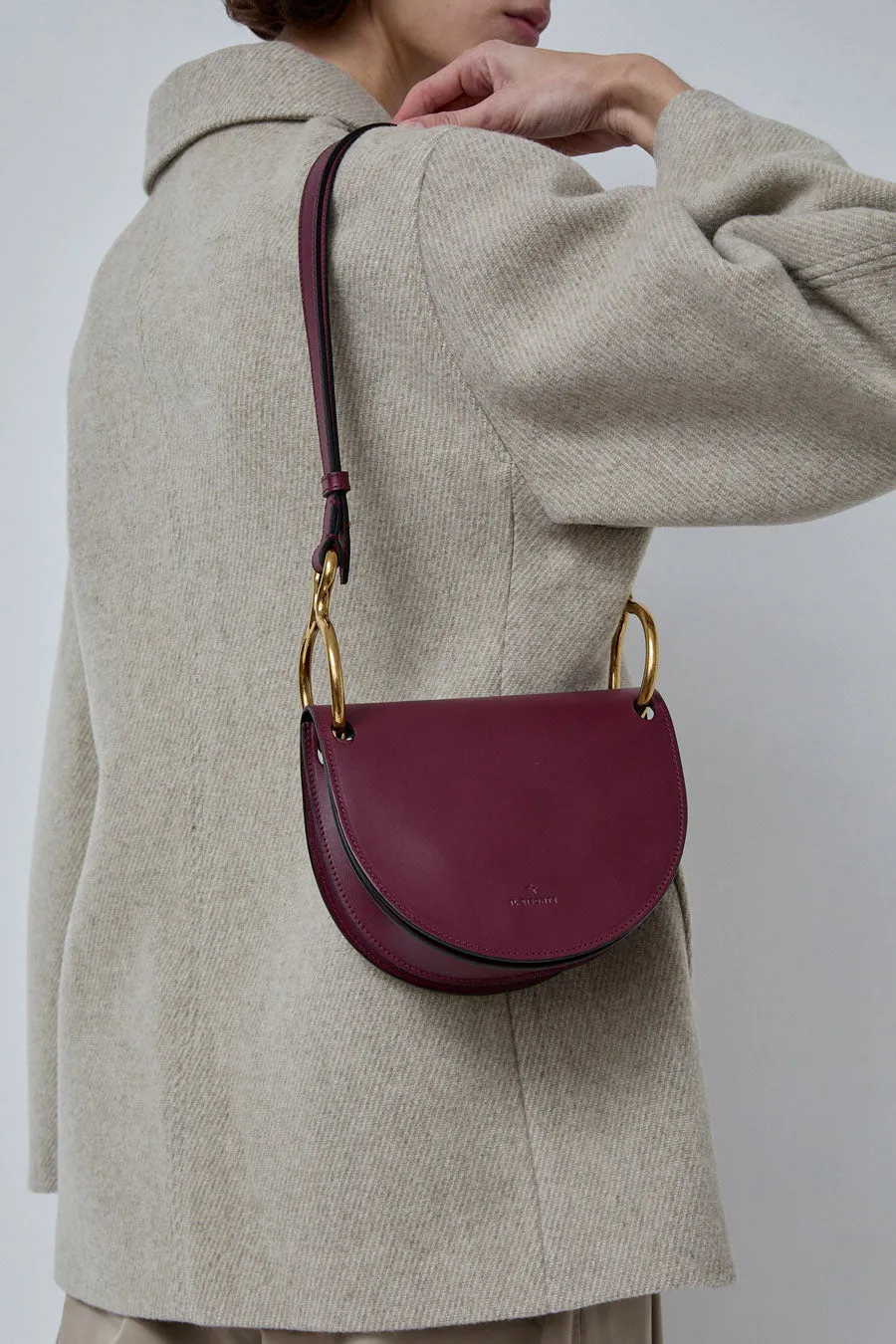 Il Bisonte Crossbody Consuelo in Amarena sold by No. 6 product image thumbnail 3