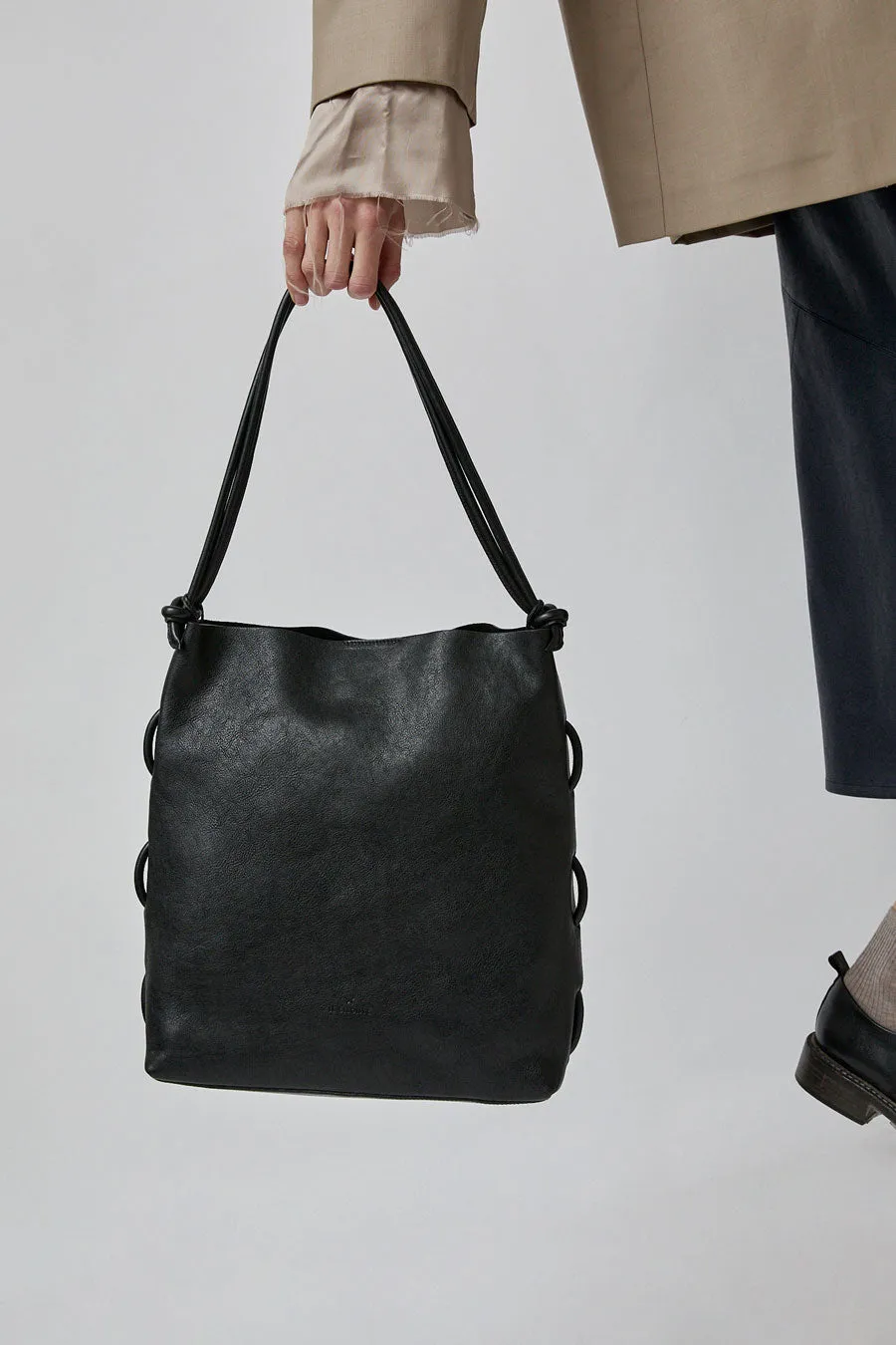 Il Bisonte Shoulder Snodo in Nero sold by No. 6 product image thumbnail 2