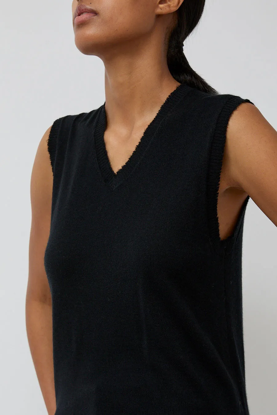 6397 Wool and Cashmere Shrunken Vest in Black sold by No. 6 product image thumbnail 2