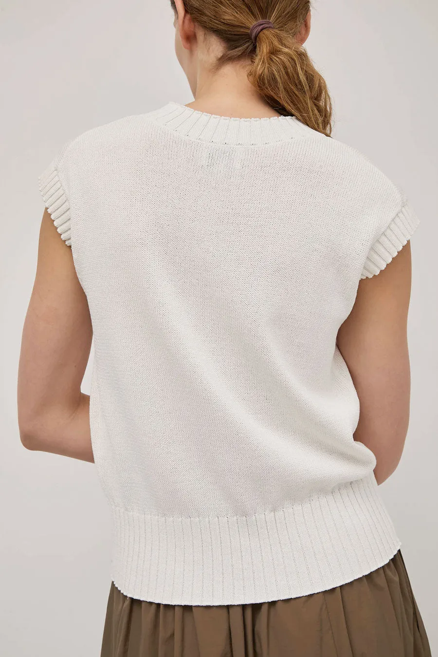 Rue Blanche Fresh Top in White sold by No. 6 product image thumbnail 4