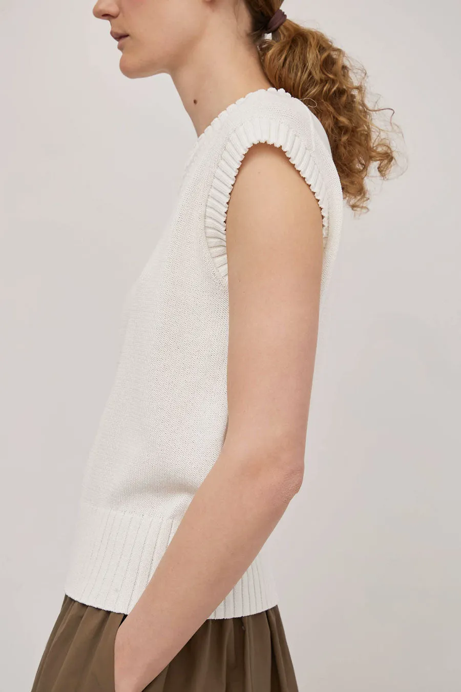 Rue Blanche Fresh Top in White sold by No. 6 product image thumbnail 2