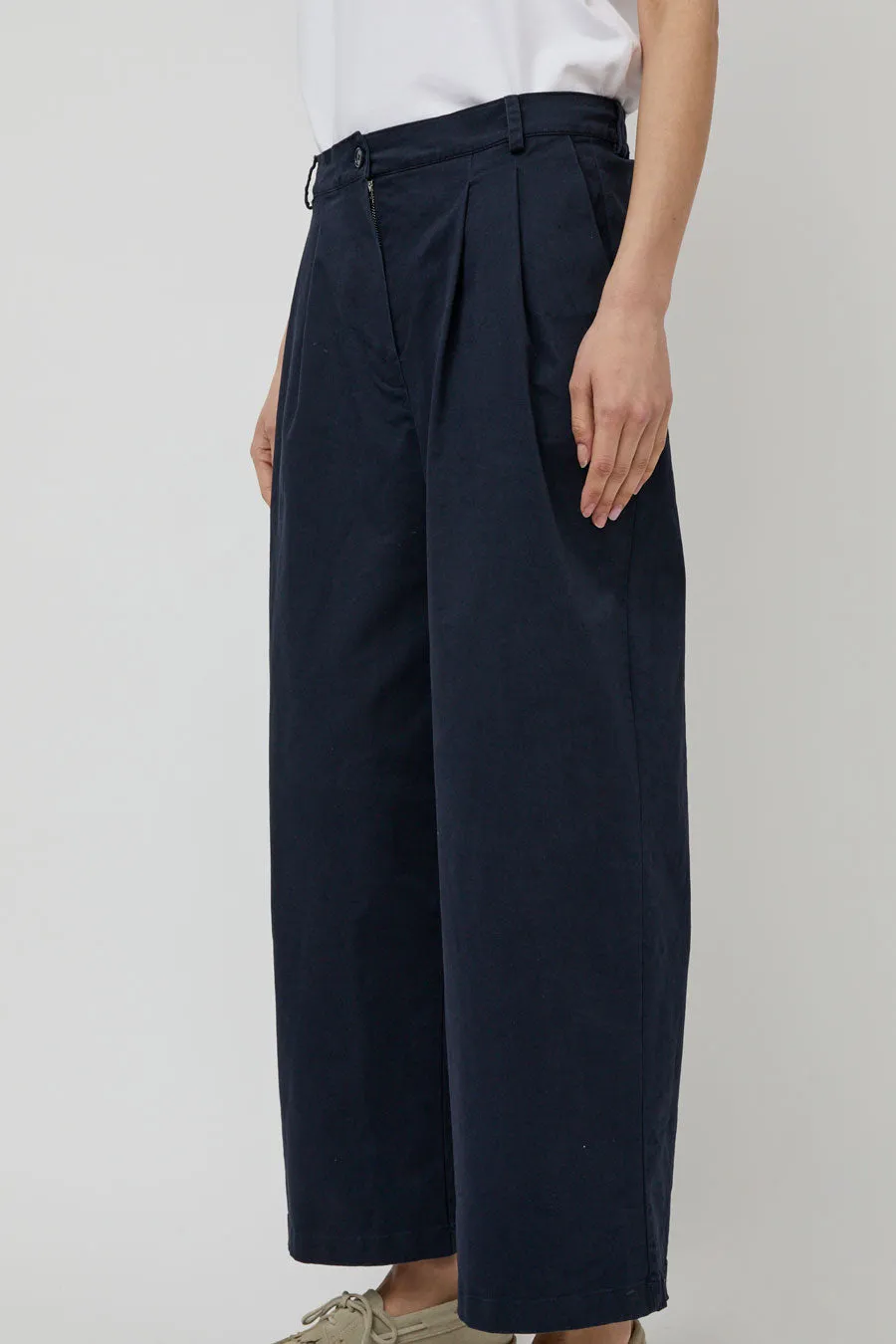 Rue De Tokyo Prudie Pant in Dark Navy sold by No. 6 product image thumbnail 2