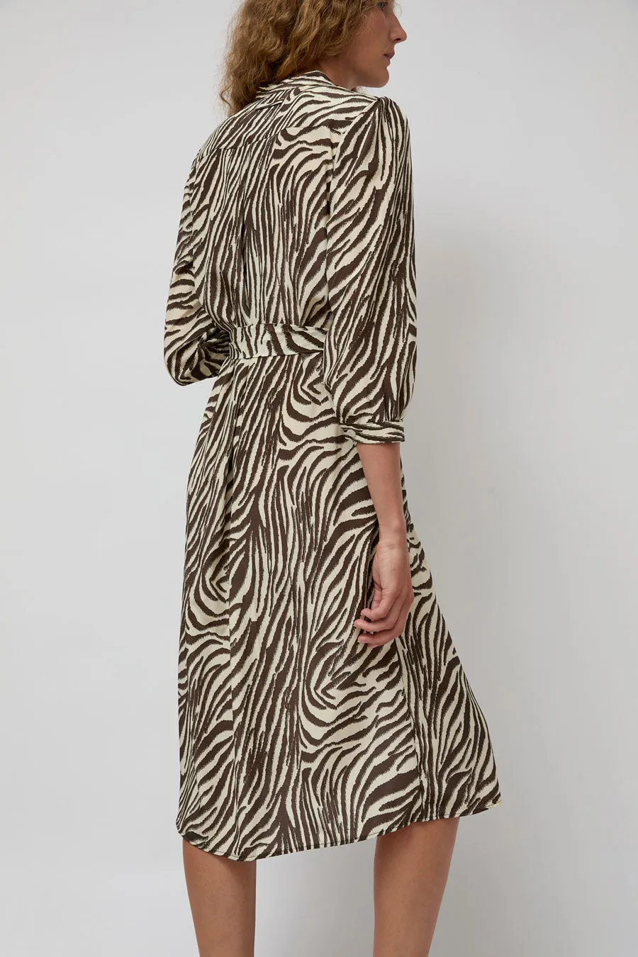 No.6 Elena Shirt Dress in Brown and White Zebra sold by No. 6 product image thumbnail 4