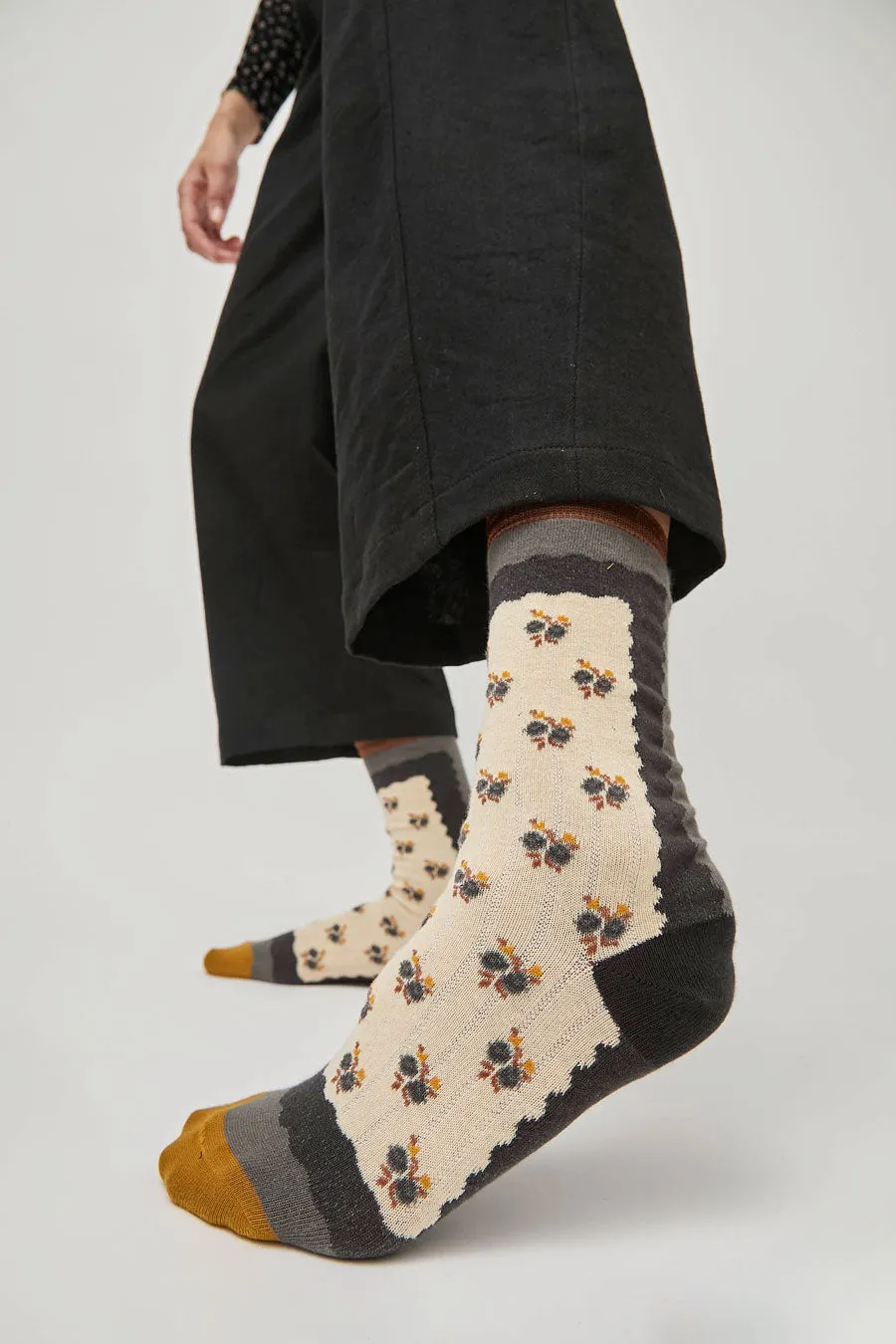 Exquisite J Short Cotton Micro Roses Socks in Cream sold by No. 6