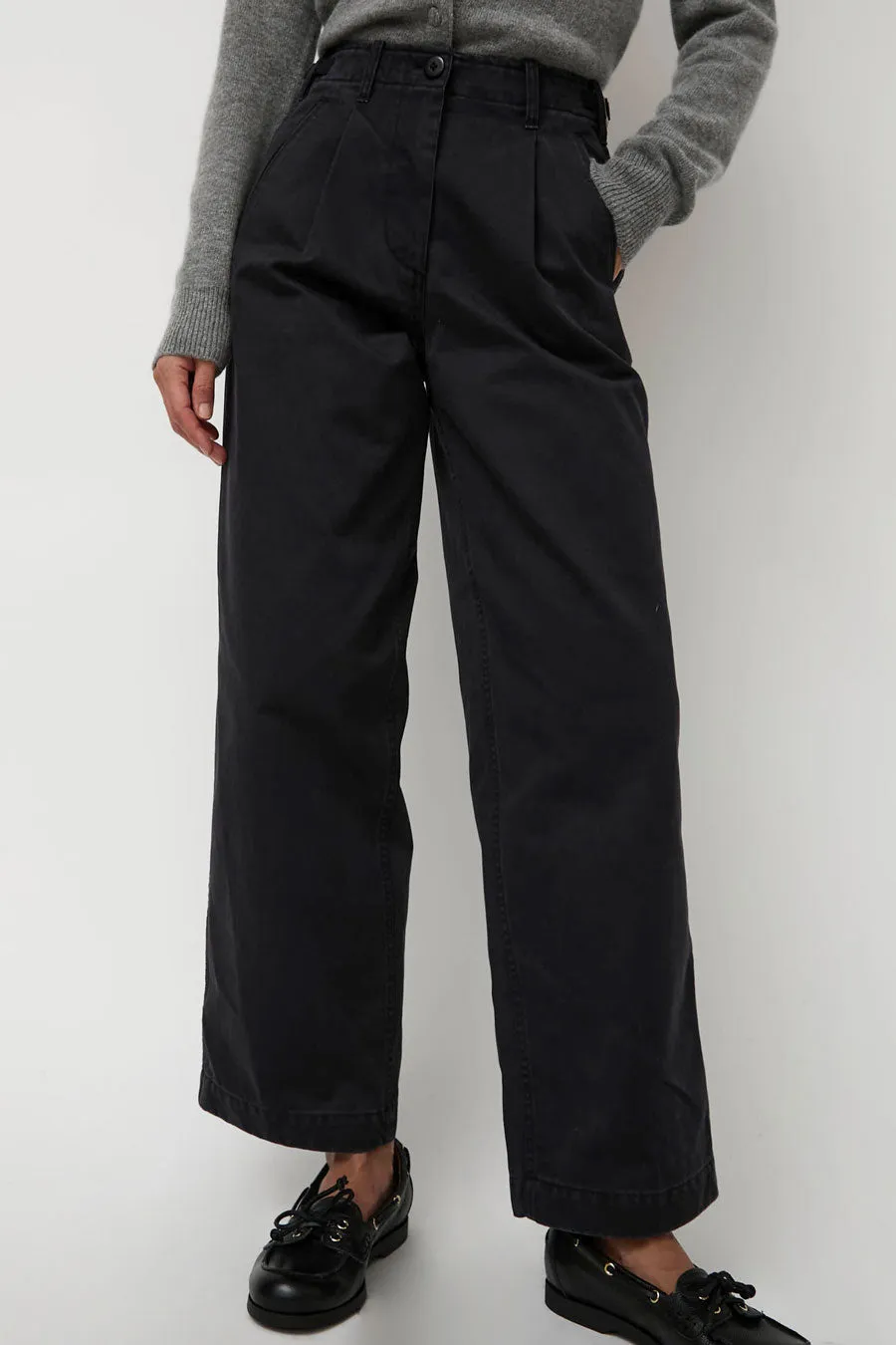 Nothing Written Gato Straight Tuck Pants in Navy sold by No. 6 product image thumbnail 4