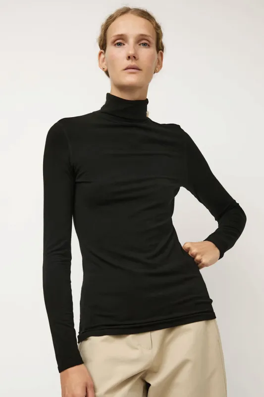 Amomento Turtle T-Shirt in Black sold by No. 6