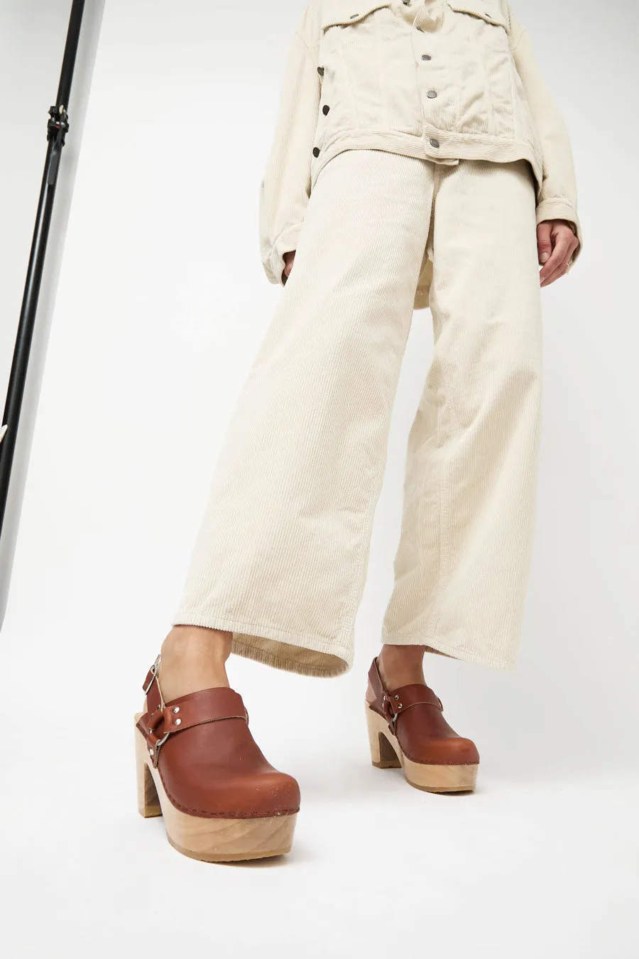 No.6 Hugo Clog on Platform in Bourbon sold by No. 6 product image thumbnail 4