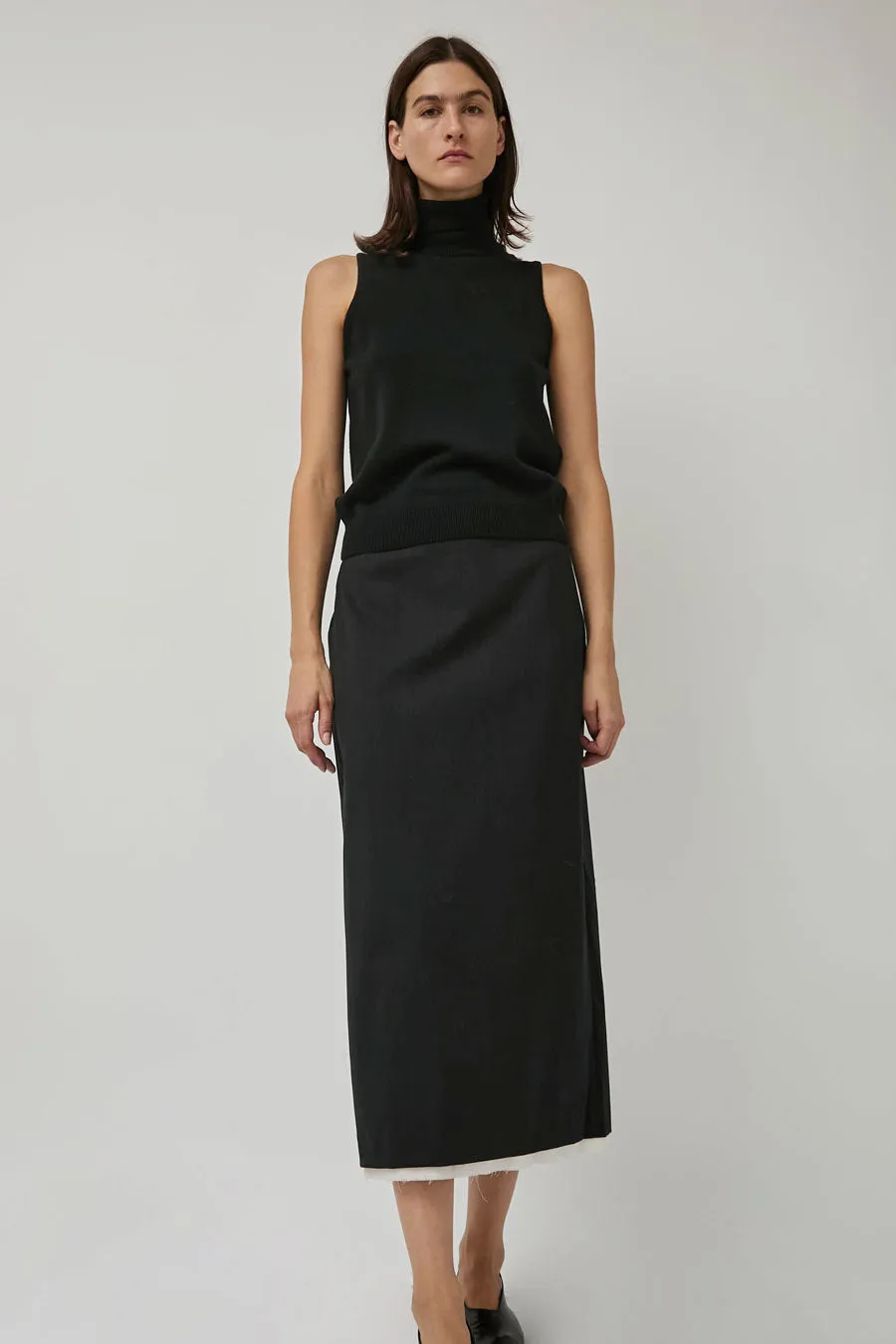 CORDERA Tailoring Long Skirt in Anthracite sold by No. 6