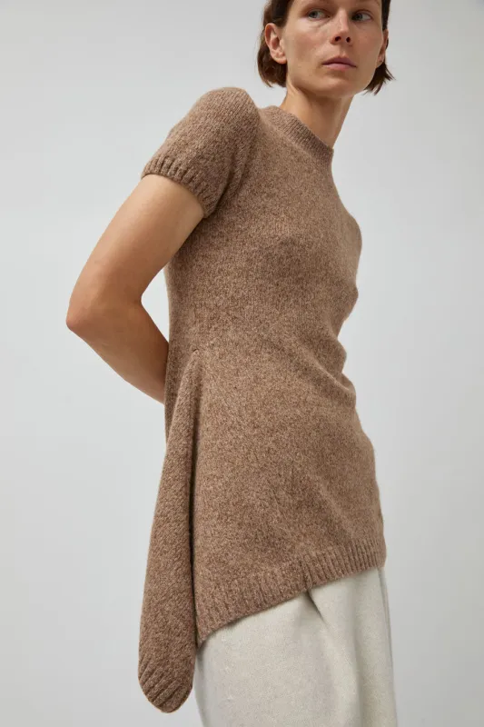 UMARMUNG Asymmetric Hem Half Sleeve Pullover in Bagel sold by No. 6