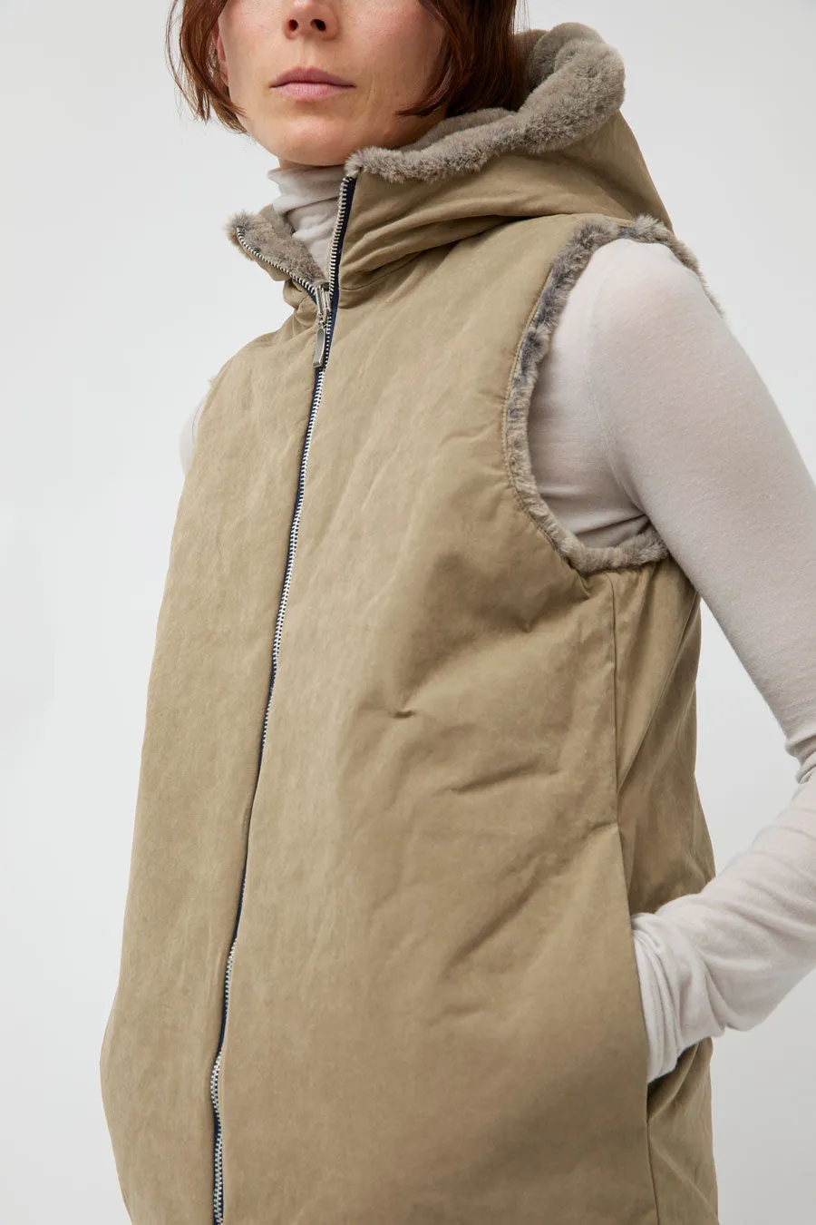 Pret Pour Partir Reversible Gilet in Beige Faux Fur and Taupe sold by No. 6 product image thumbnail 4