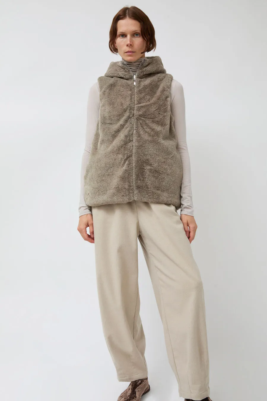 Pret Pour Partir Reversible Gilet in Beige Faux Fur and Taupe sold by No. 6 product image thumbnail 3