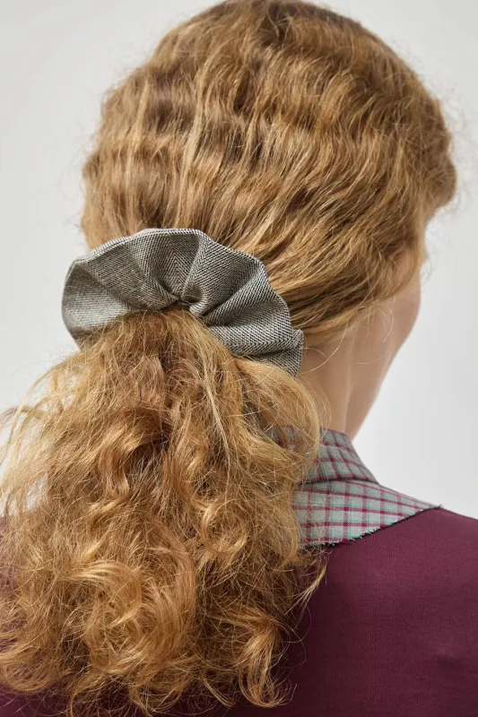 Rue Blanche Scrunchie in Herringbone made by No. 6