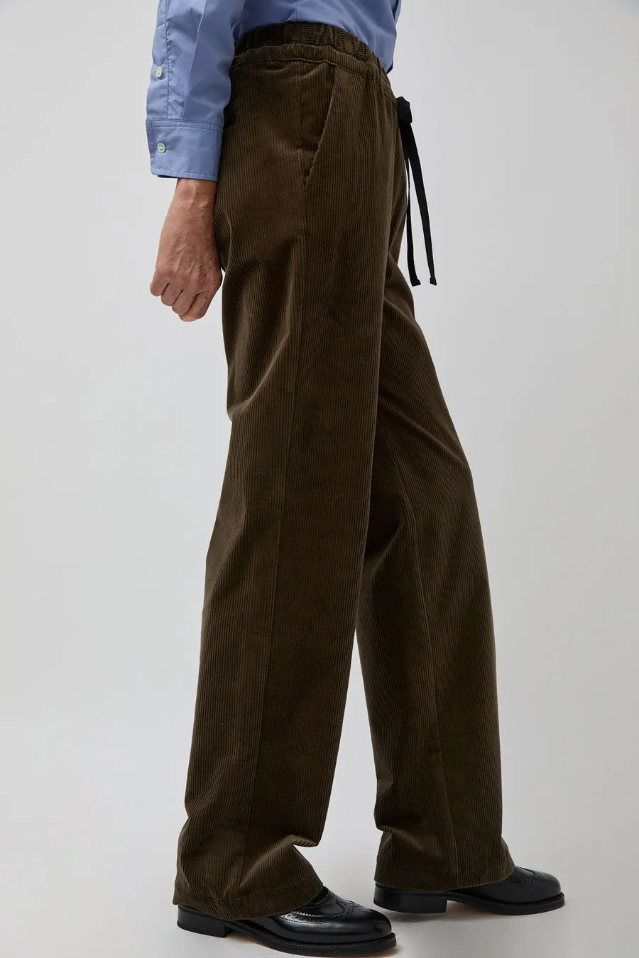 Rue Blanche Taro Pants in Olive sold by No. 6 product image thumbnail 2