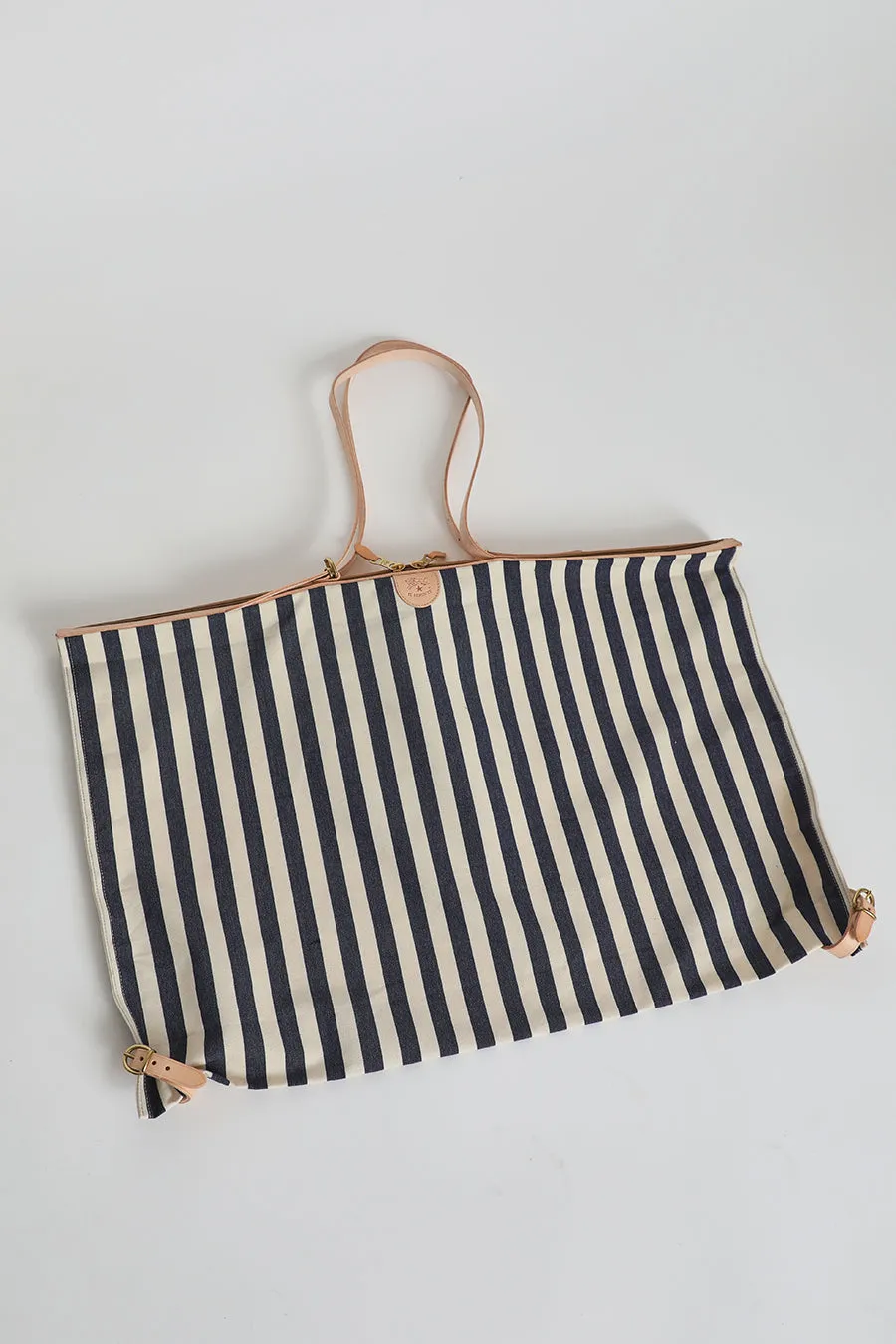 Il Bisonte Collapsible Travel Bag in Riga Blue and Naturale sold by No. 6 product image thumbnail 5