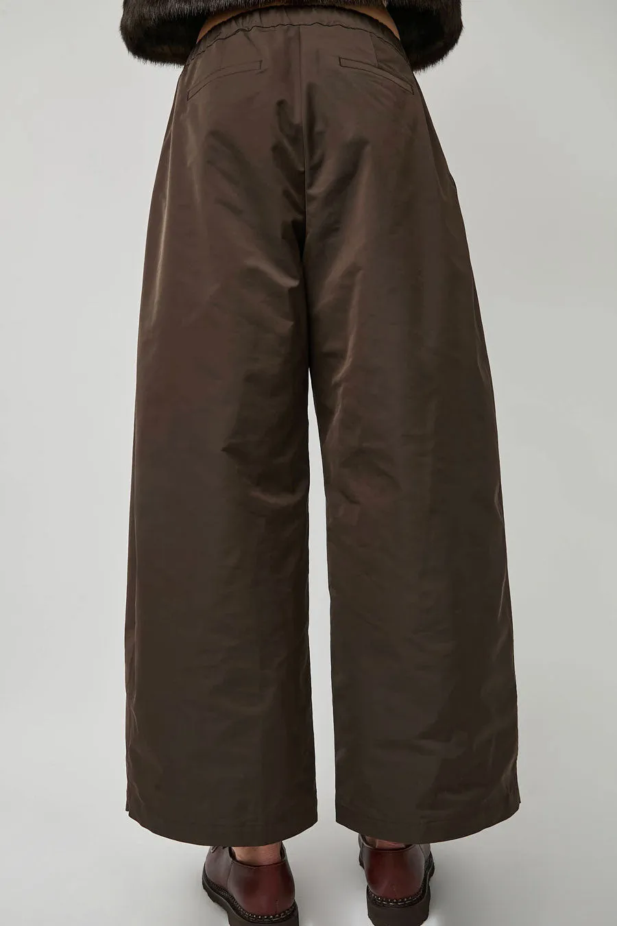 Amomento Two Tuck Balloon Pants in Dark Brown sold by No. 6 product image thumbnail 4